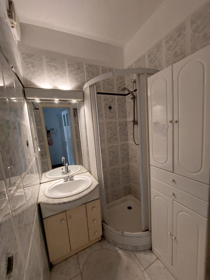 Отель R24, Rose House Любляна Экстерьер фото