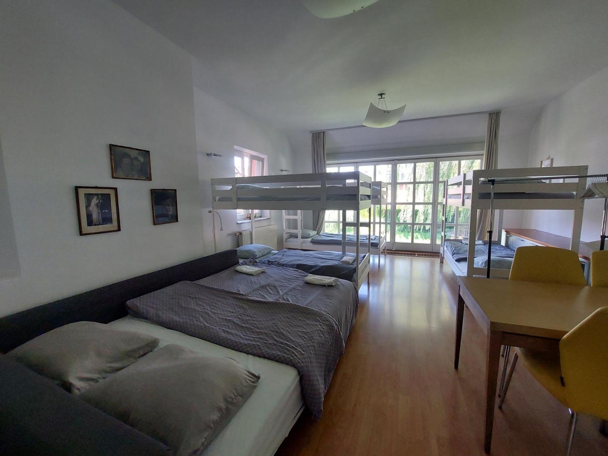 Отель R24, Rose House Любляна Номер фото